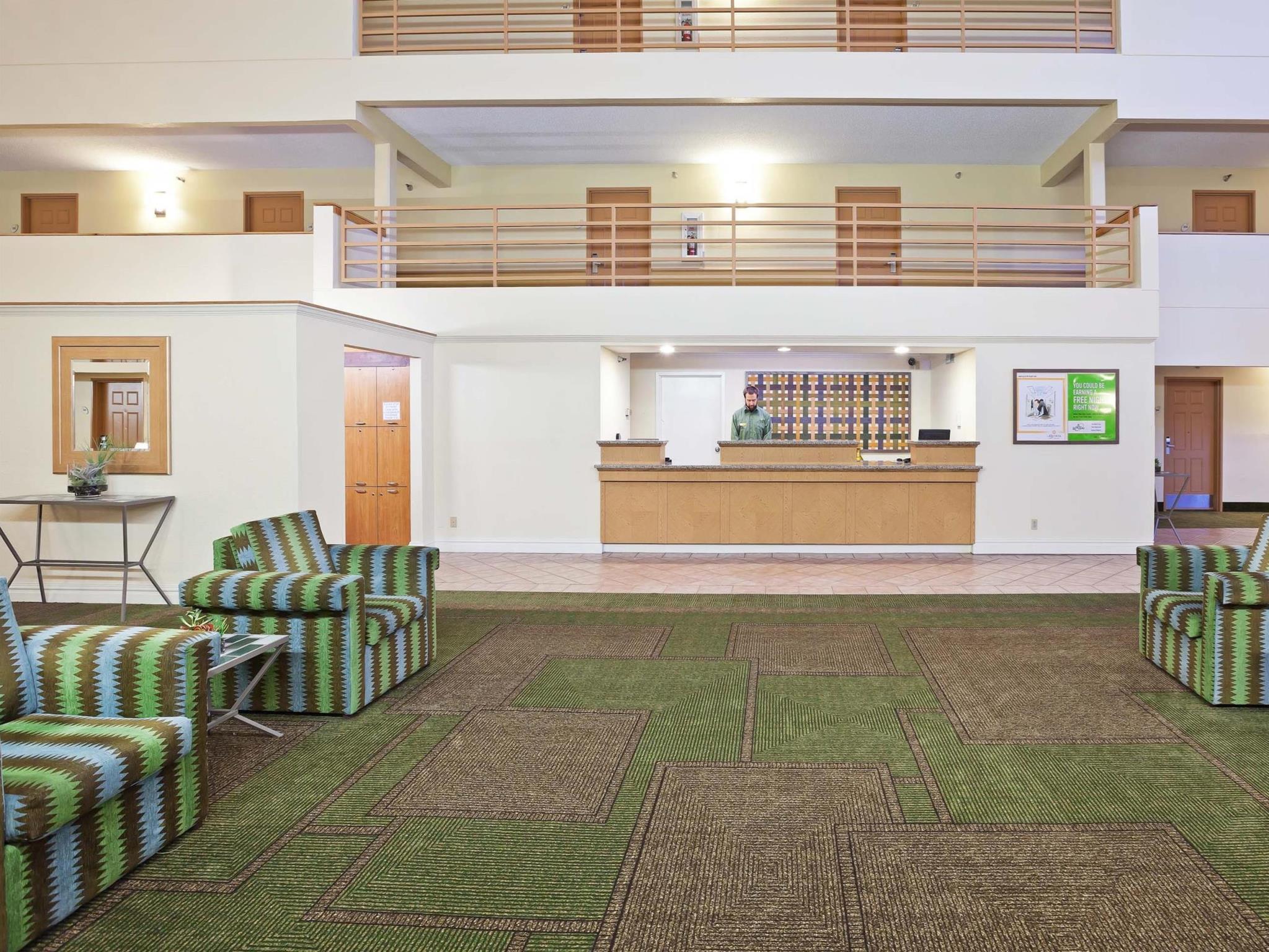 La Quinta By Wyndham Lubbock West Medical Center Hotel Bagian luar foto