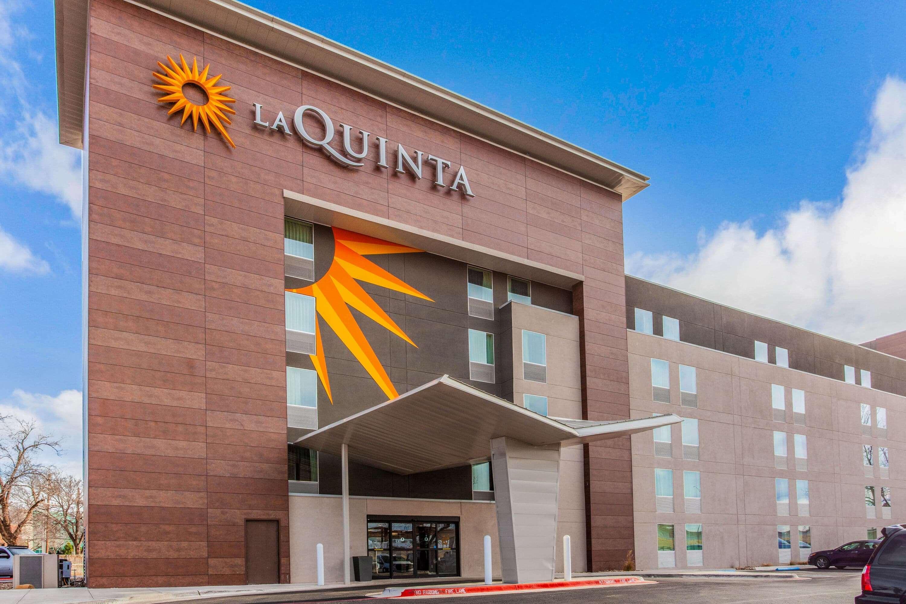 La Quinta By Wyndham Lubbock West Medical Center Hotel Bagian luar foto