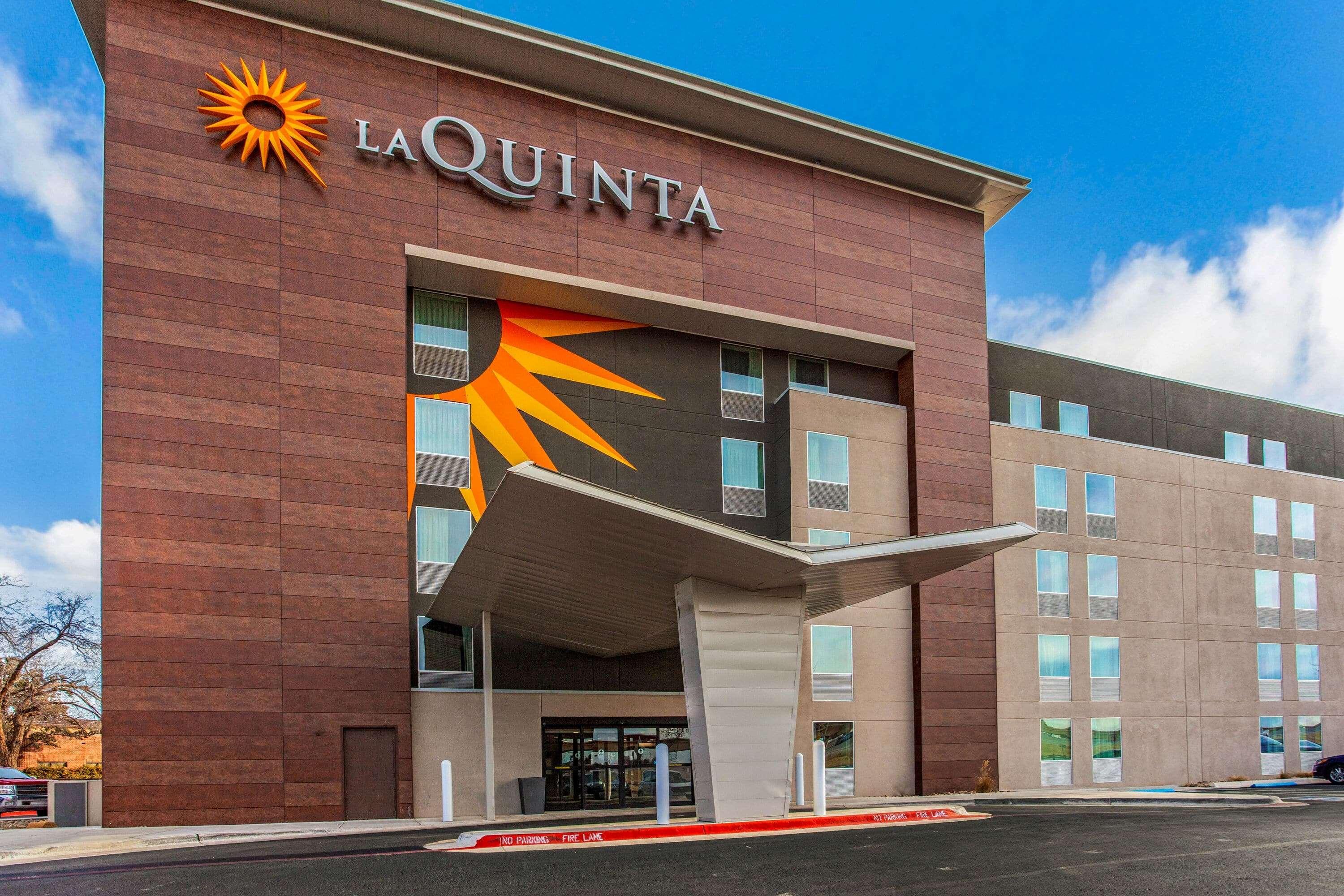 La Quinta By Wyndham Lubbock West Medical Center Hotel Bagian luar foto