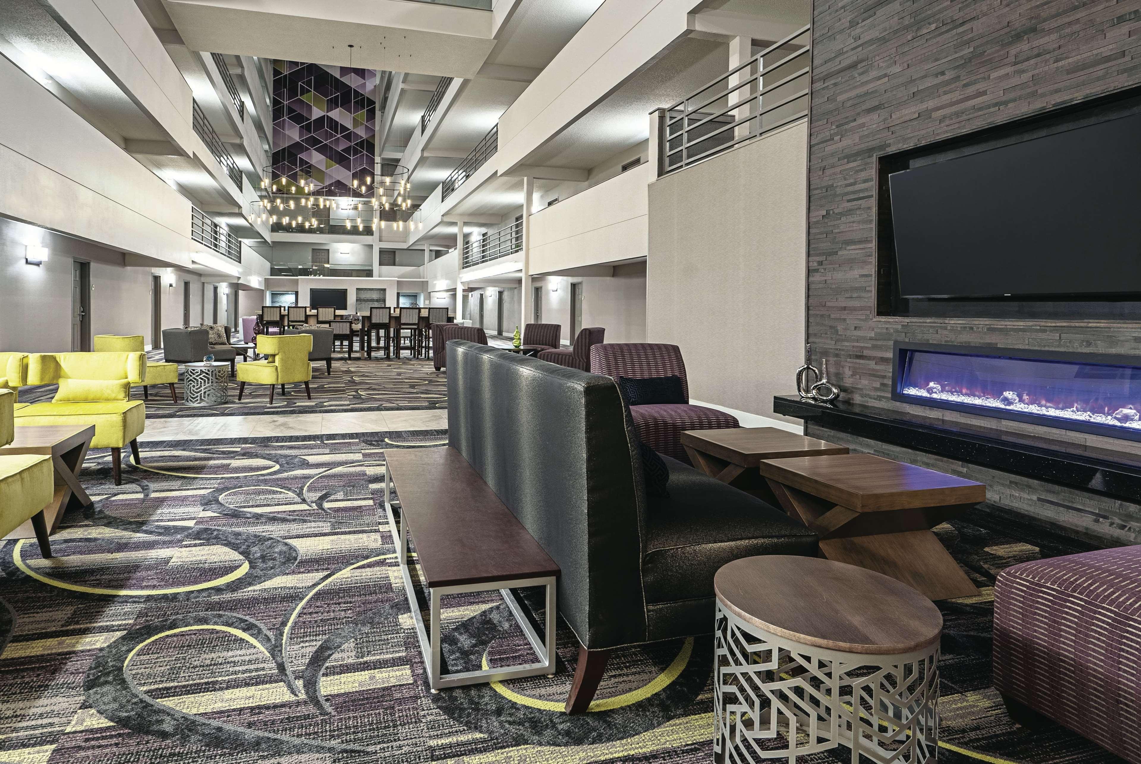 La Quinta By Wyndham Lubbock West Medical Center Hotel Bagian luar foto