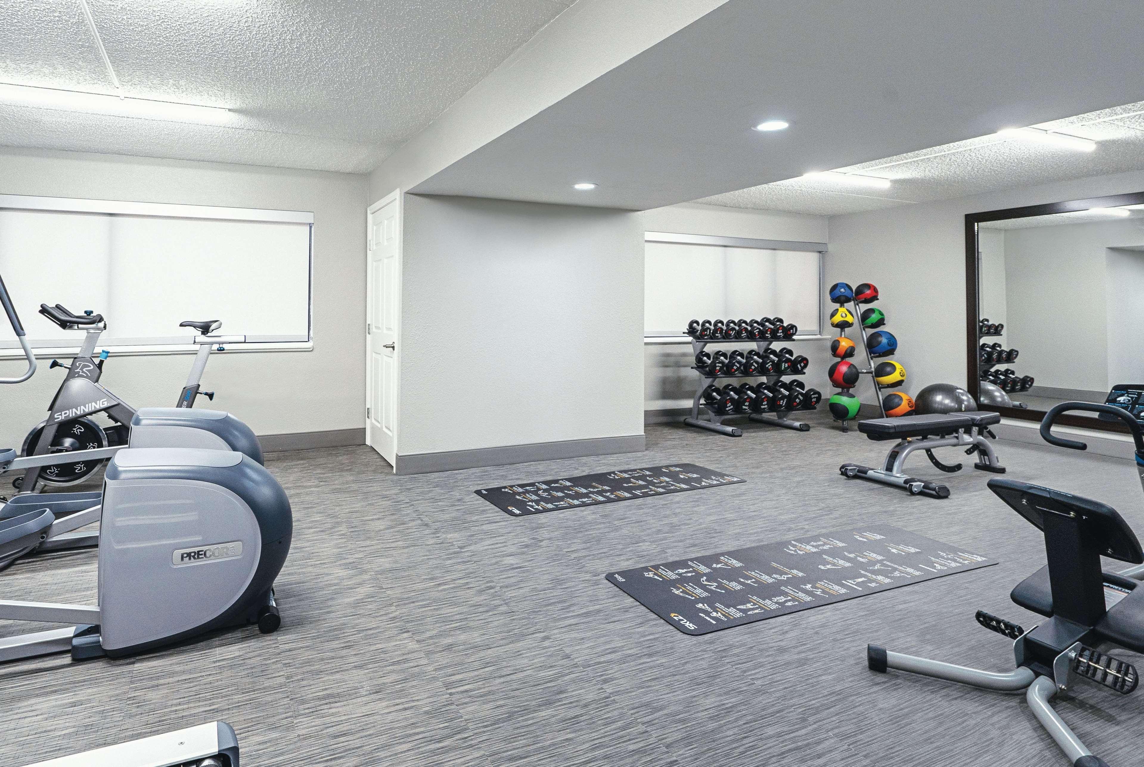 La Quinta By Wyndham Lubbock West Medical Center Hotel Bagian luar foto