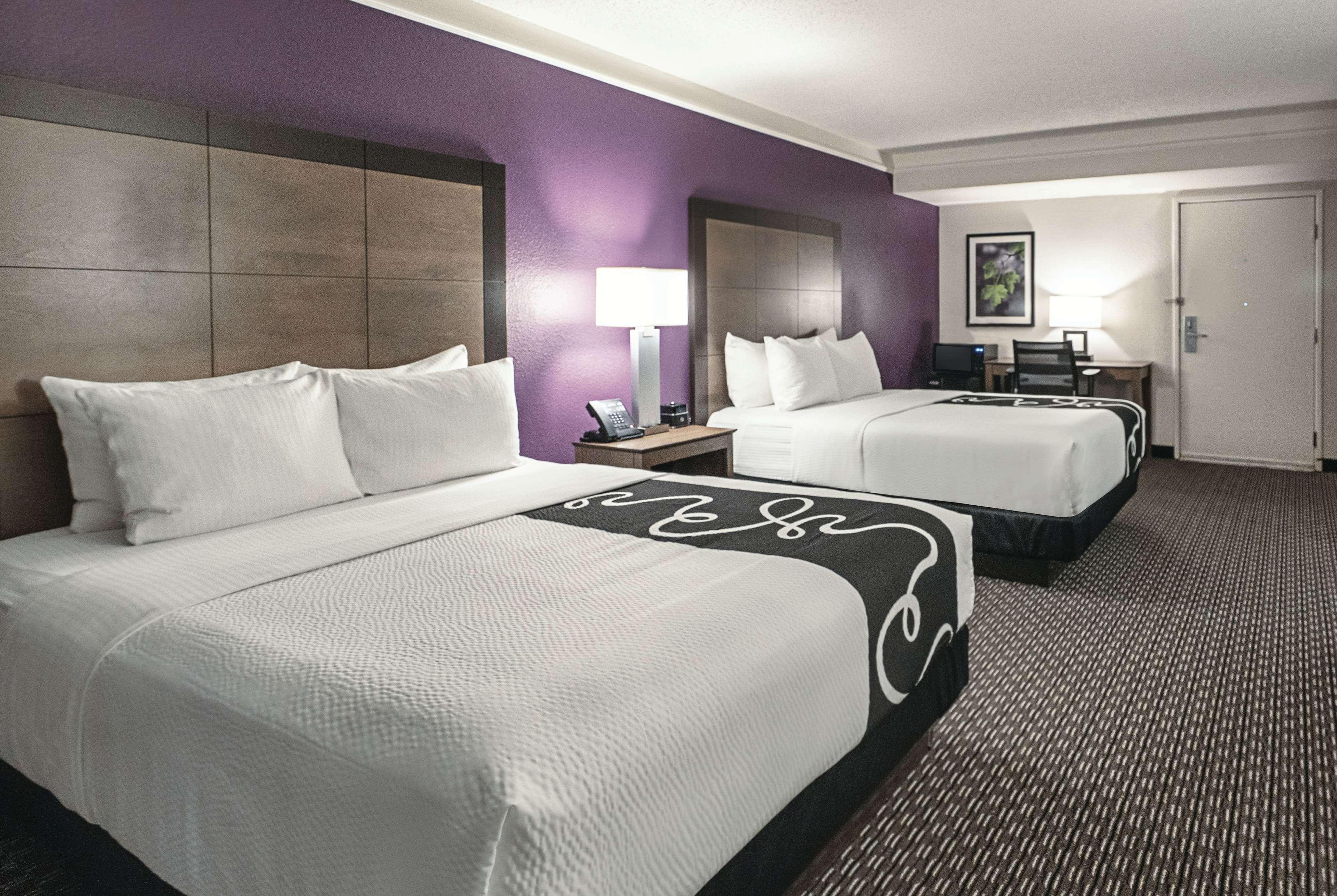 La Quinta By Wyndham Lubbock West Medical Center Hotel Bagian luar foto
