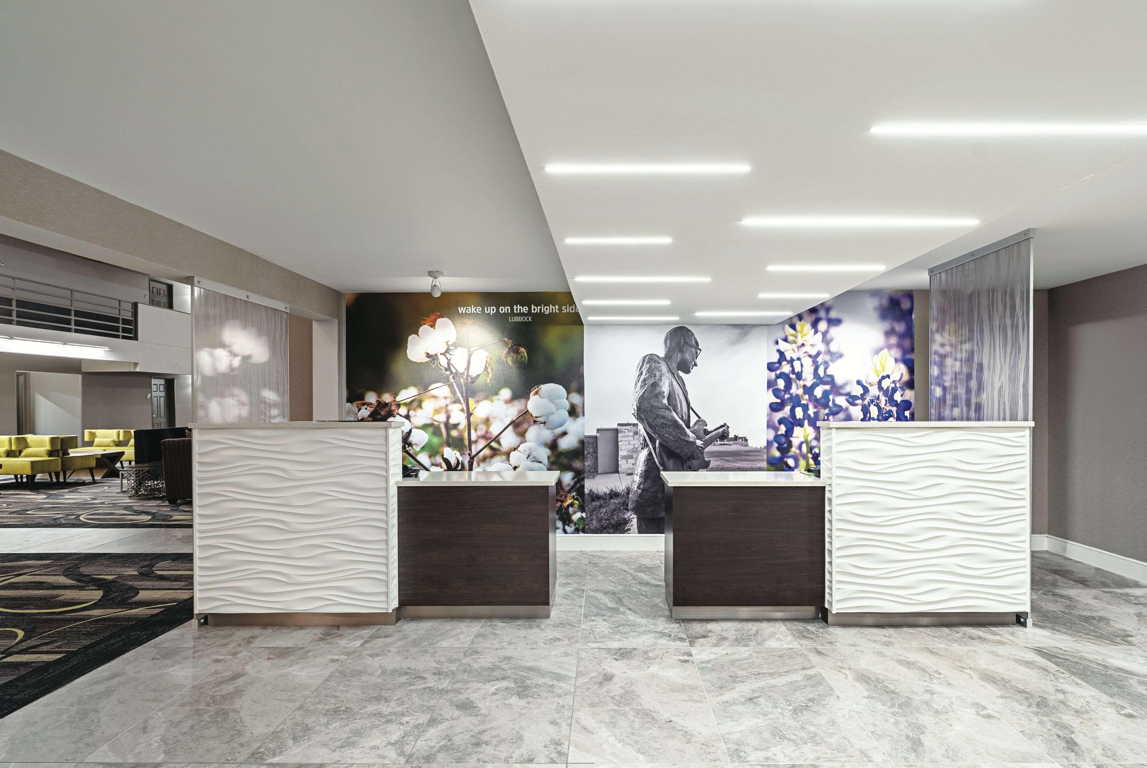 La Quinta By Wyndham Lubbock West Medical Center Hotel Bagian luar foto