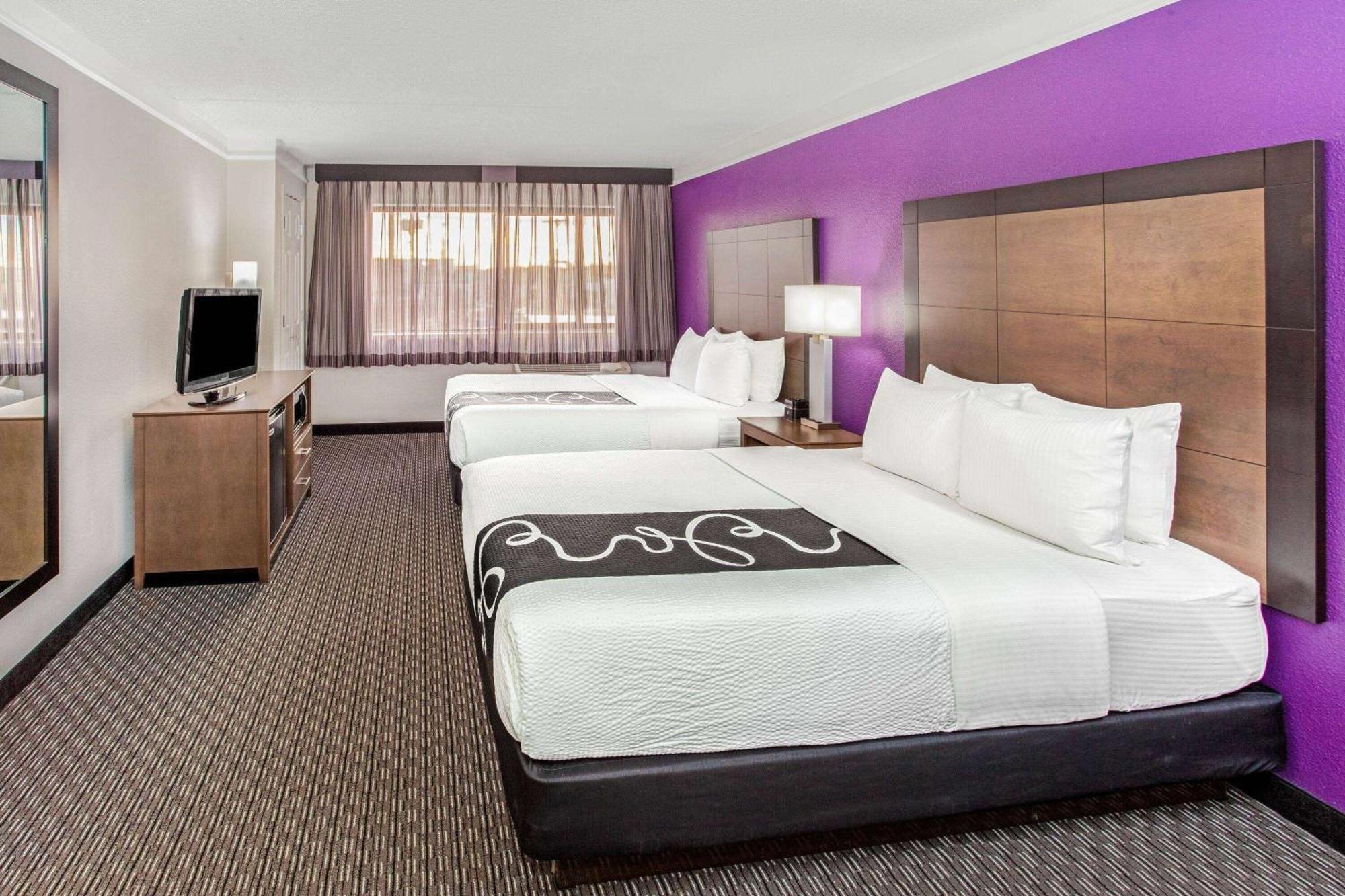 La Quinta By Wyndham Lubbock West Medical Center Hotel Bagian luar foto