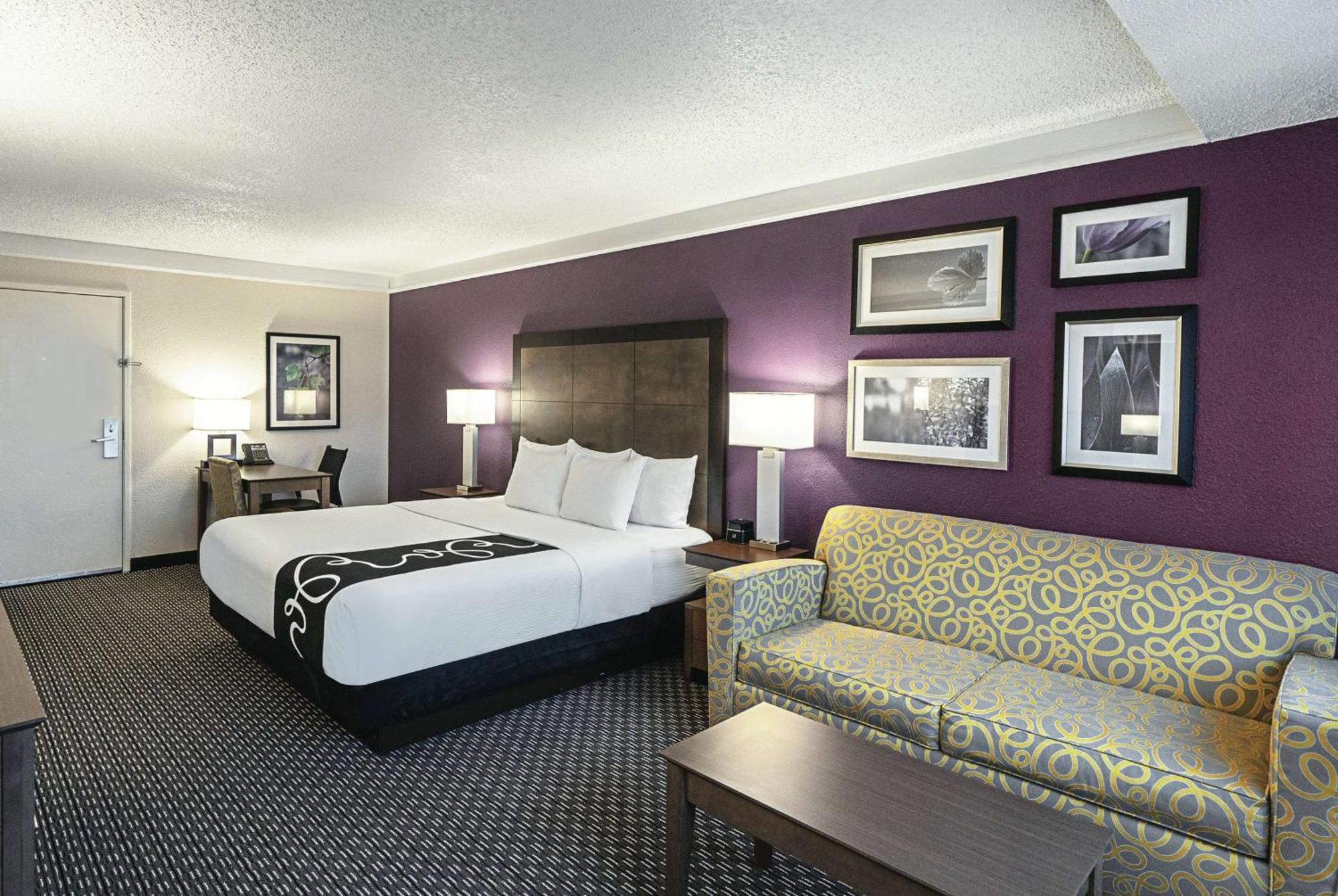 La Quinta By Wyndham Lubbock West Medical Center Hotel Bagian luar foto