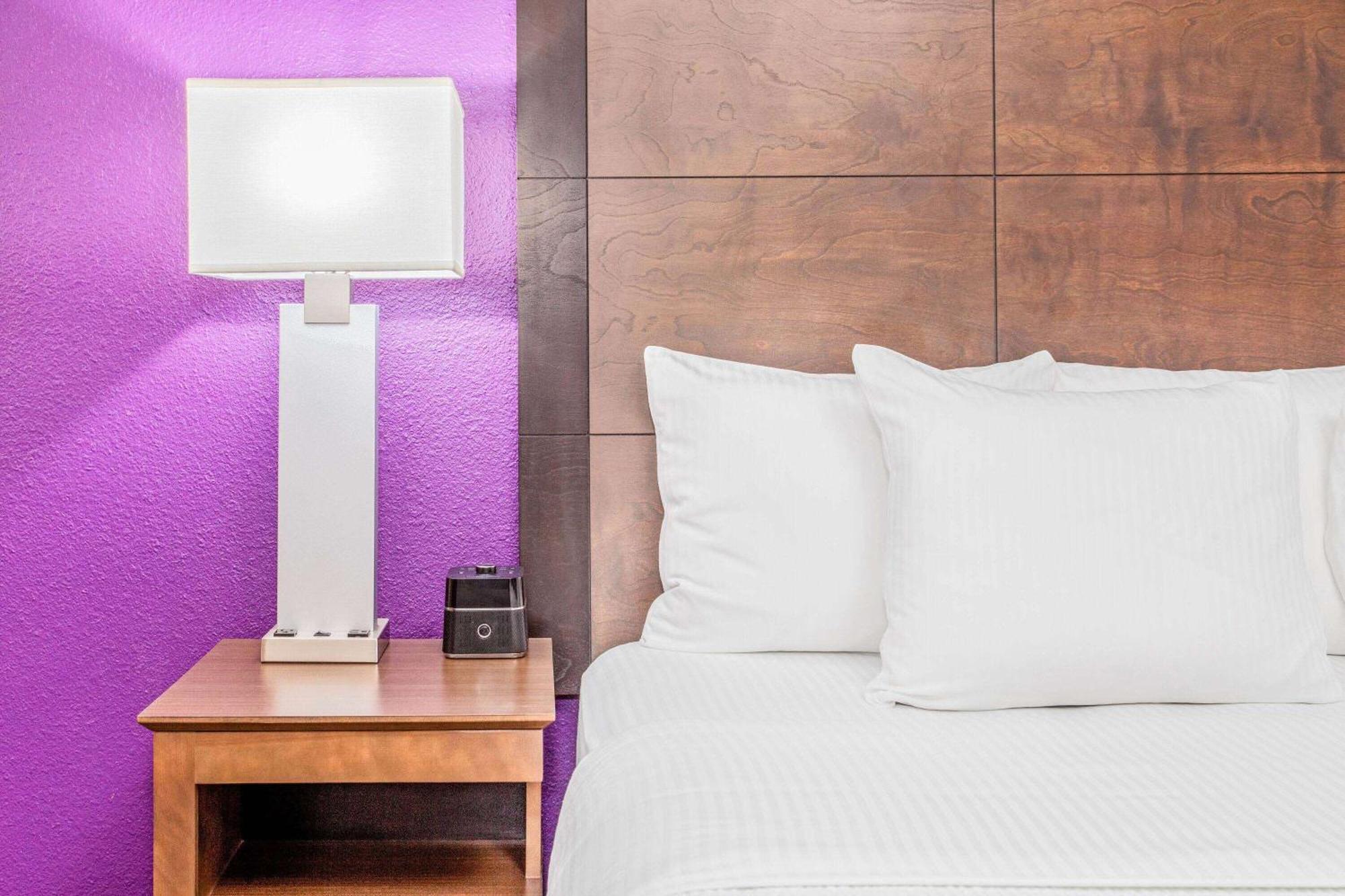 La Quinta By Wyndham Lubbock West Medical Center Hotel Bagian luar foto