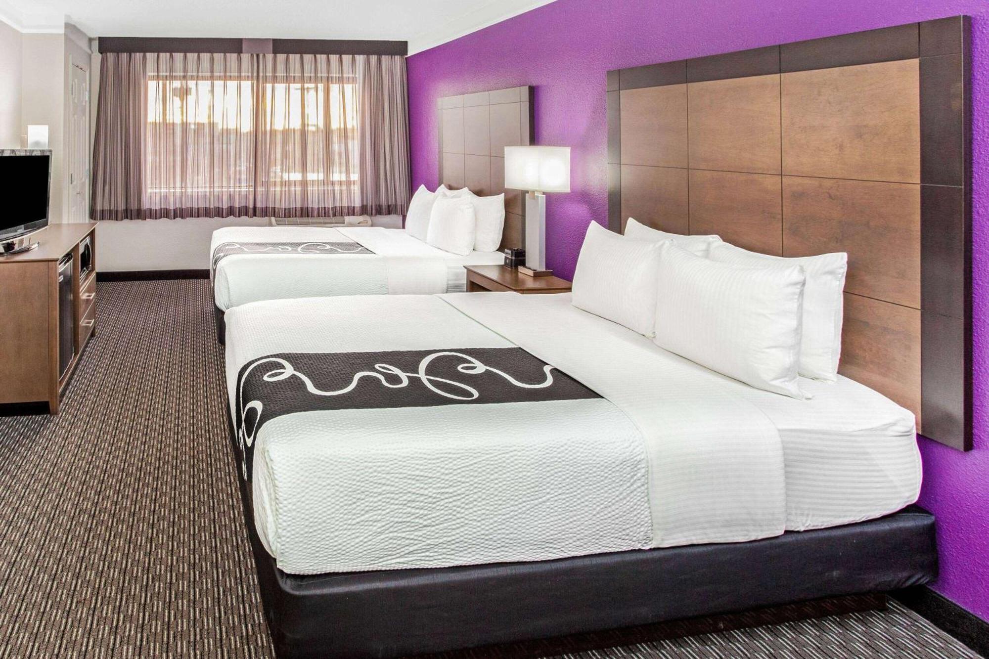 La Quinta By Wyndham Lubbock West Medical Center Hotel Bagian luar foto